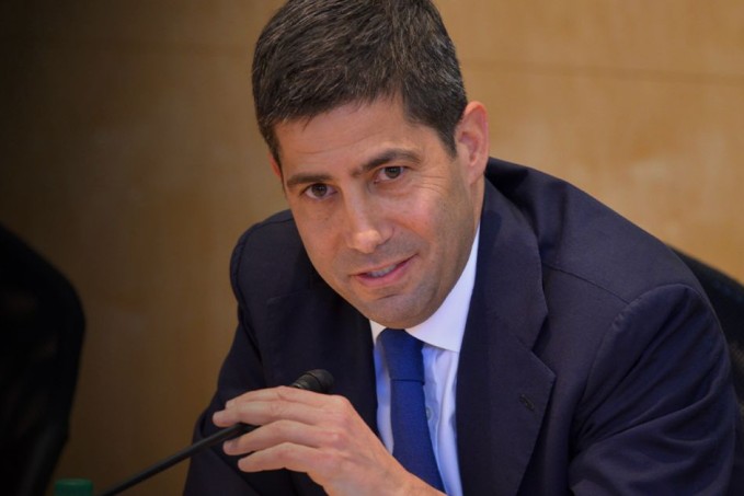 A Era Warsh no Fed: balanço, IA e o futuro dos juros em 2026