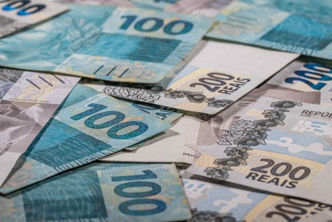 Tributação de isentos volta ao radar, mas depende do calendário eleitoral para avançar